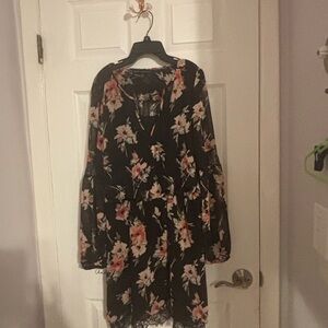 White House Black Market Floral Long Sleeve Dress